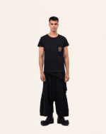 RELAXED FIT EMBROIDERED T-SHIRT IN BLACK
